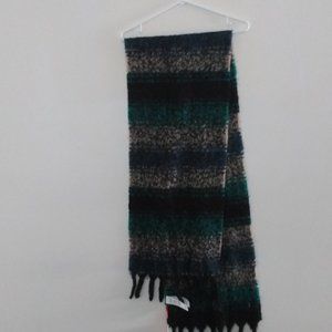 Women warm scarf soft acrylic, green-blue-brown-beige, new with tags